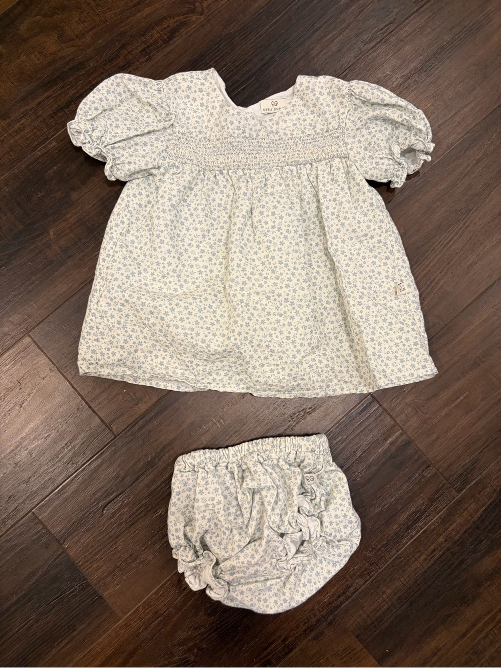 Early Sunday Baby Girls 12M Blue Floral Smocked Top Bloomers Set Cotton Linen